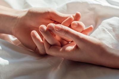 手と手を〜☆ つかさ (31) 京都府（出張性感マッサージ