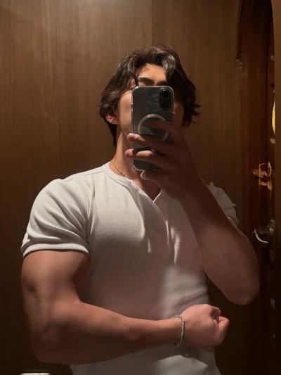 初めまして！信長マッスルです💪 信長 (28) 三重県（出張性感マッサージ