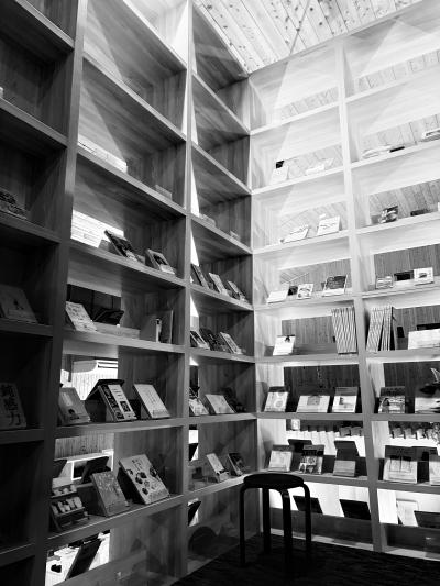 晴耕雨読の日々 三日月 (32) 大阪府（出張性感マッサージ