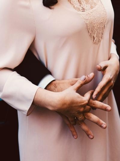 絡まる手、その瞬間から 椎名 (52) 東京都（出張性感マッサージ