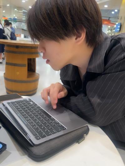 【本業は何してるの？】 あいか (27) 京都府（出張性感マッサージ